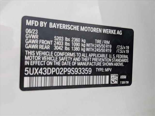 Photo of 2023 Mineral White Metallic BMW X3