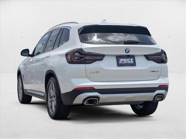 Photo of 2023 Mineral White Metallic BMW X3