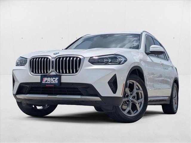 Photo of 2023 Mineral White Metallic BMW X3
