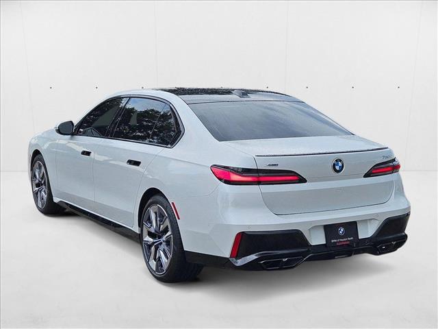 Photo of 2025 Mineral White Metallic BMW 760