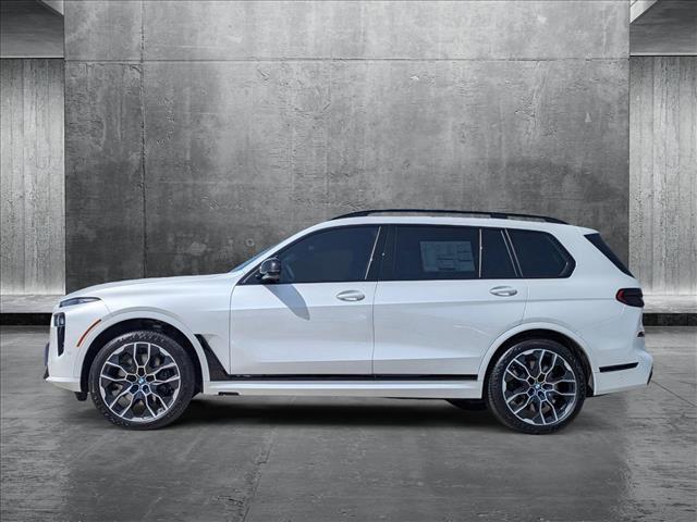 Photo of 2026 Mineral White Metallic BMW X7