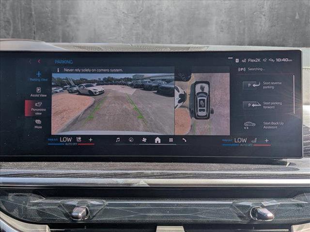 Photo of 2026 Mineral White Metallic BMW X7
