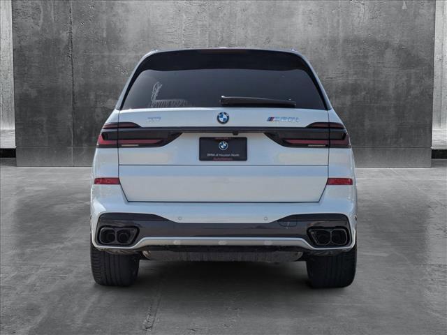 Photo of 2026 Mineral White Metallic BMW X7