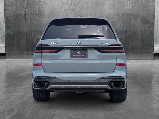 Photo of 2026 Brooklyn Grey Metallic BMW X7