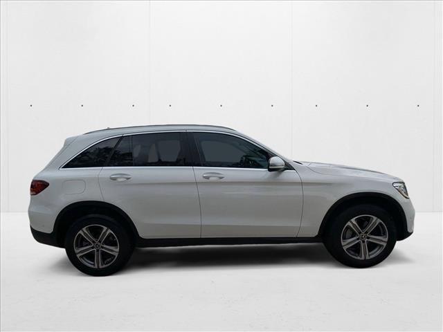 Photo of 2021 Polar White Mercedes-Benz GLC 300