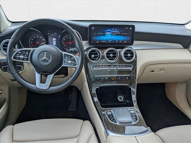 Photo of 2021 Polar White Mercedes-Benz GLC 300