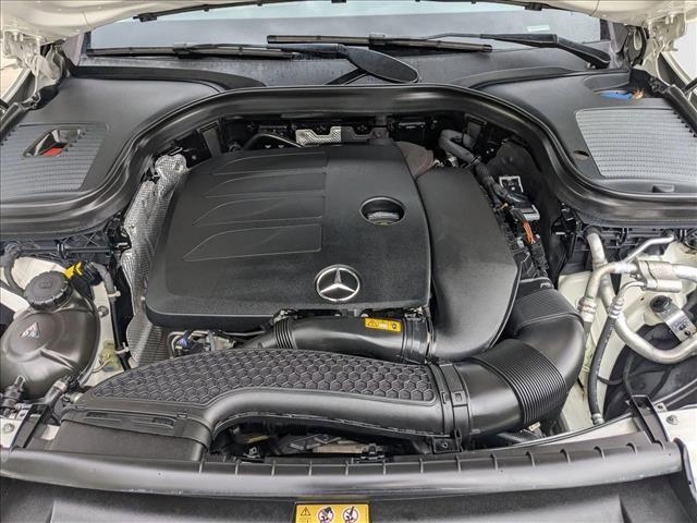 Photo of 2021 Polar White Mercedes-Benz GLC 300