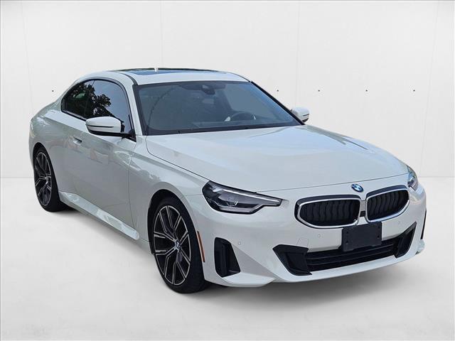 Photo of 2023 Alpine White BMW 230