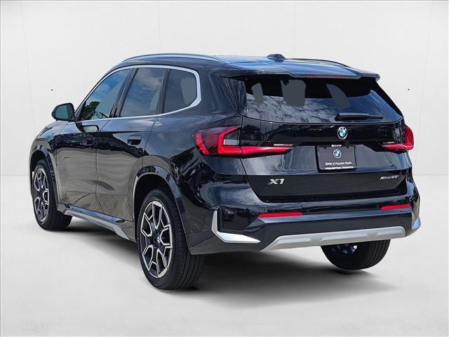 Photo of 2025 Black Sapphire Metallic BMW X1