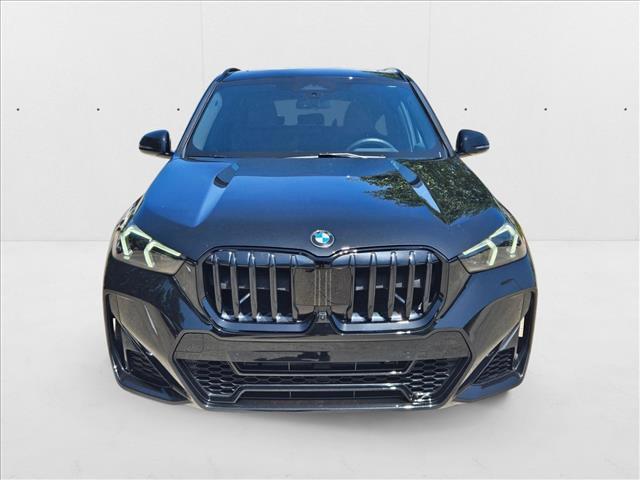 Photo of 2025 Black Sapphire Metallic BMW X1