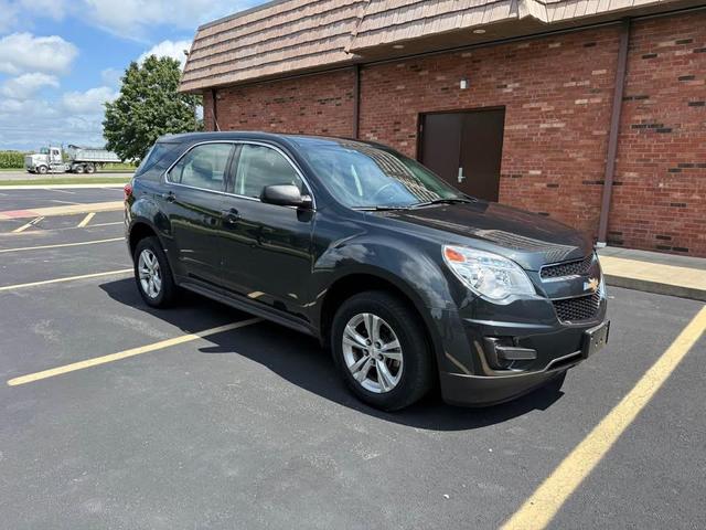Photo of 2012 Ashen Gray Metallic Chevrolet Equinox