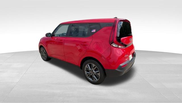 Photo of 2021 Inferno Red Kia Soul