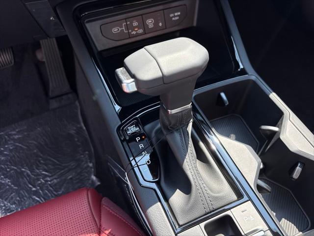 Photo of 2025 Gray Kia K5