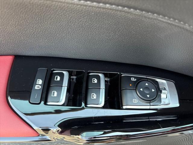 Photo of 2025 Gray Kia K5