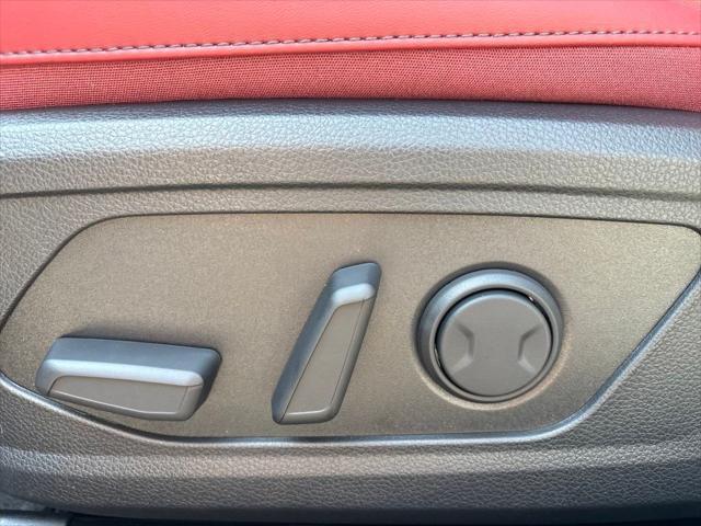 Photo of 2025 Gray Kia K5