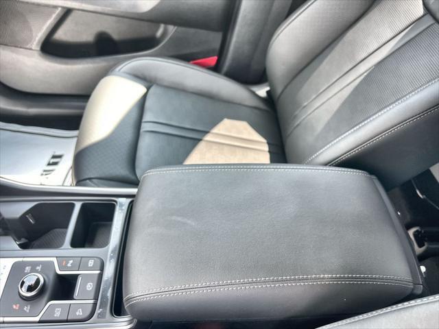 Photo of 2025 Steel Kia Sorento Hybrid