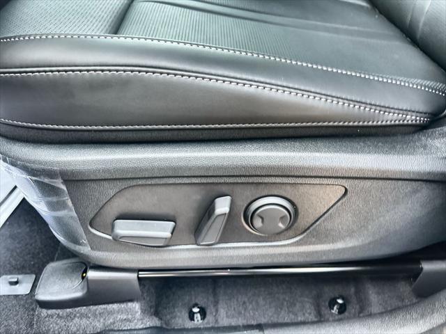 Photo of 2025 Steel Kia Sorento Hybrid