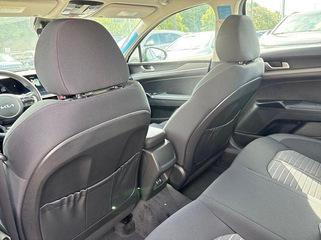 Photo of 2026 Aurora Blue Kia K5