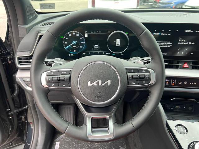 Photo of 2025 Fusion Black Kia Sportage Hybrid