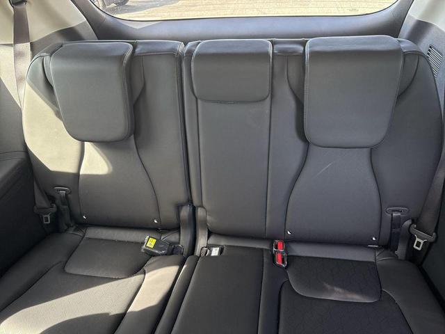 Photo of 2025 Aurora Blue Kia Carnival Hybrid