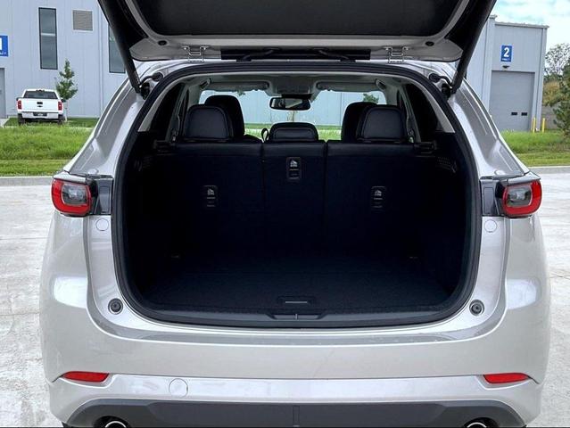 Photo of 2025 Platinum Quartz Metallic Mazda CX-5