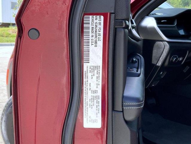 Photo of 2024 Velvet Red Pearlcoat Jeep Grand Cherokee