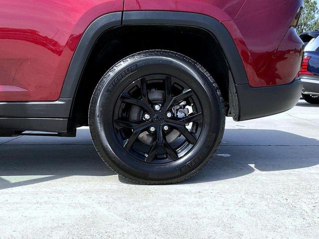 Photo of 2024 Velvet Red Pearlcoat Jeep Grand Cherokee