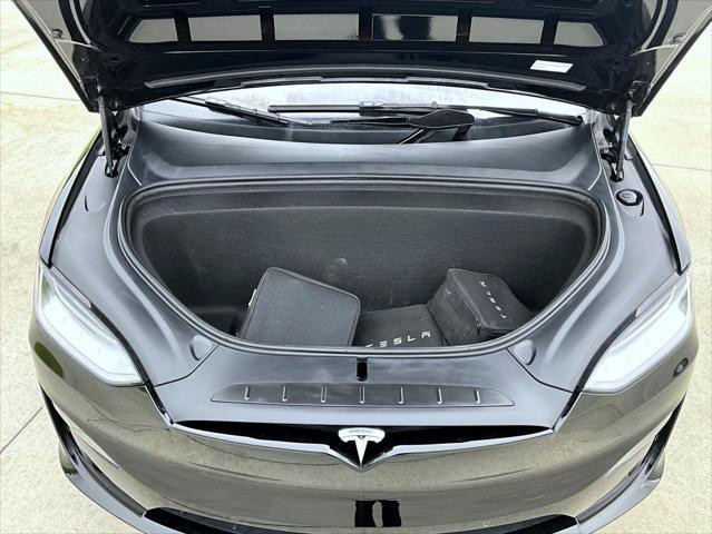 Photo of 2022 Solid Black Tesla Model X