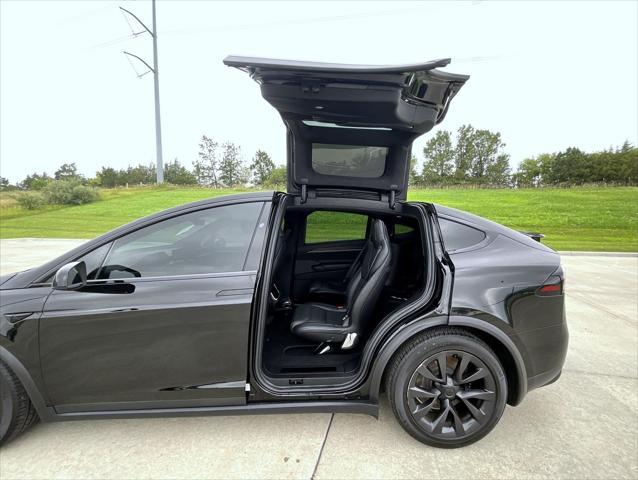 Photo of 2022 Solid Black Tesla Model X