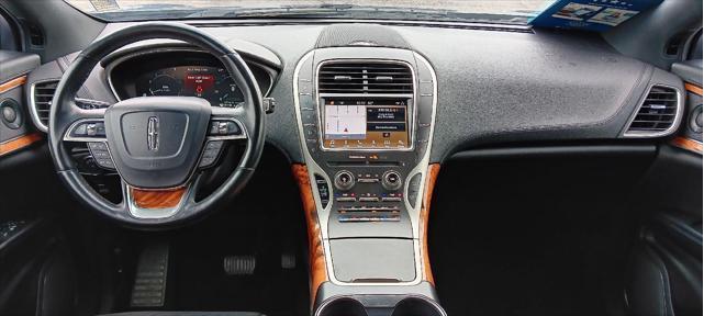 Photo of 2019 Blue Diamond Metallic Lincoln Nautilus