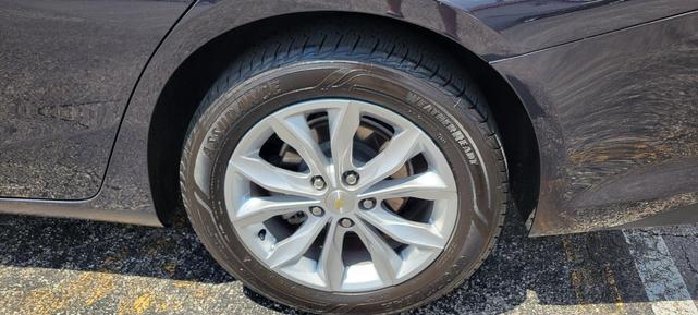 Photo of 2022 Dark Ash Metallic Chevrolet Malibu