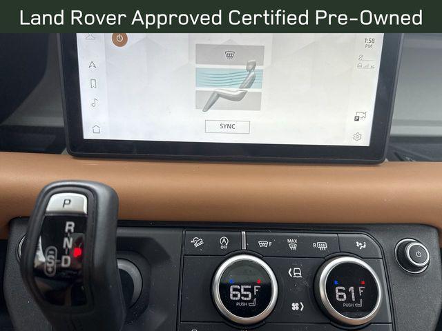 Photo of 2023 Fuji_White Land Rover Defender