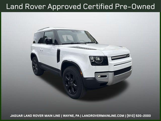 Photo of 2023 Fuji_White Land Rover Defender