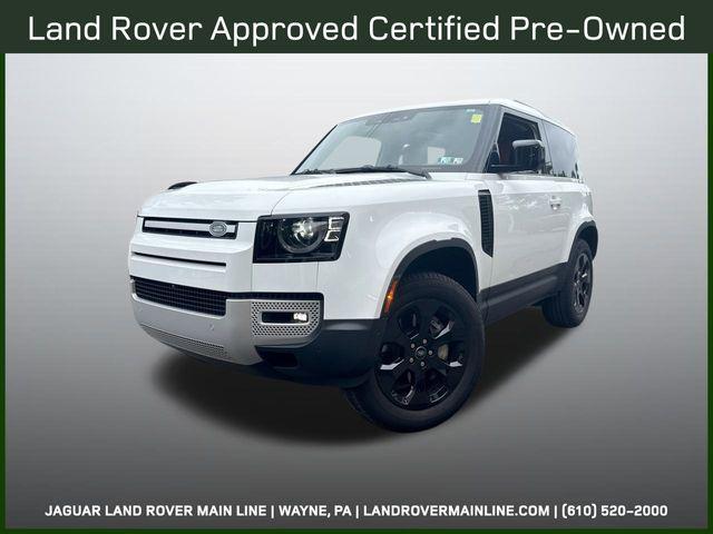 Photo of 2023 Fuji_White Land Rover Defender