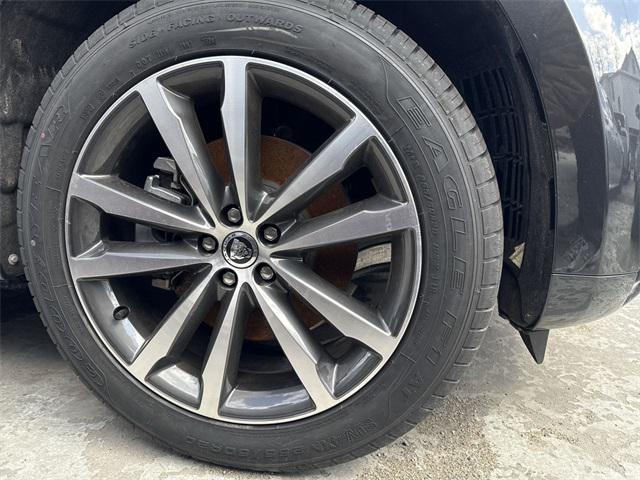 Photo of 2025 CARPATHIAN GREY Jaguar F-PACE