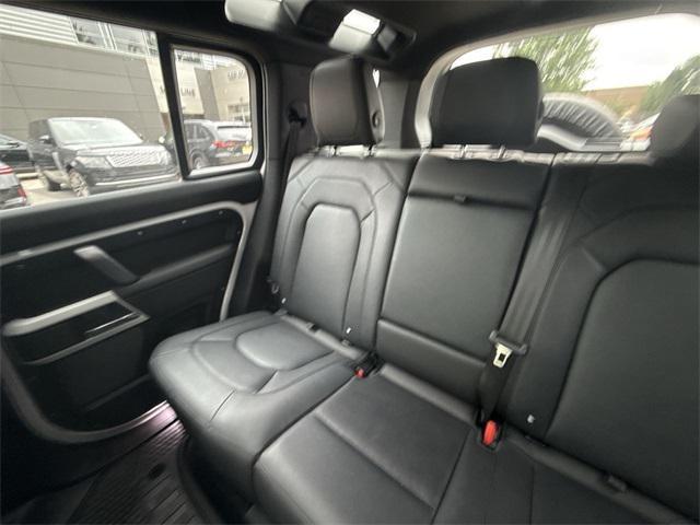 Photo of 2024 Fuji White Land Rover Defender