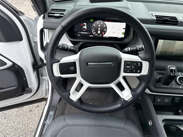 Photo of 2024 Fuji White Land Rover Defender