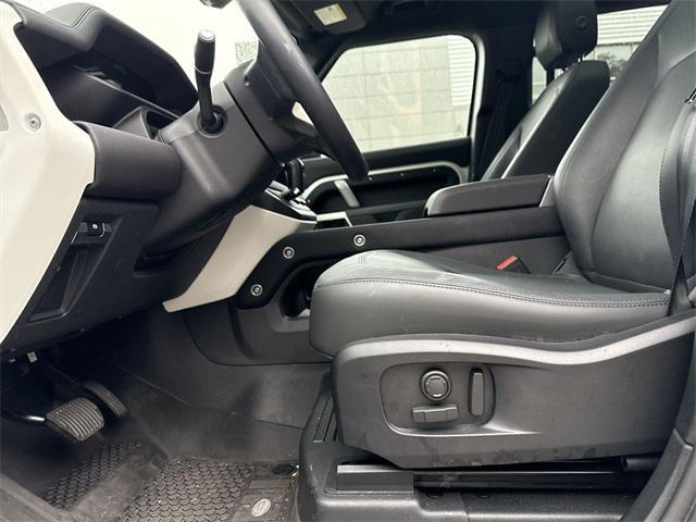 Photo of 2024 Fuji White Land Rover Defender