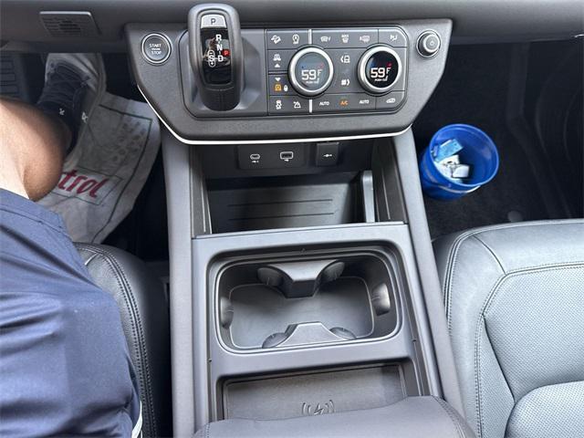 Photo of 2024 SANTORINI_BLACK Land Rover Defender
