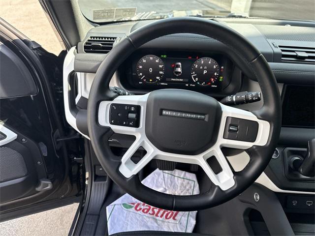 Photo of 2024 SANTORINI_BLACK Land Rover Defender