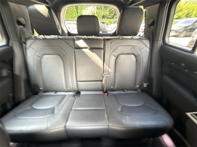 Photo of 2024 SANTORINI_BLACK Land Rover Defender