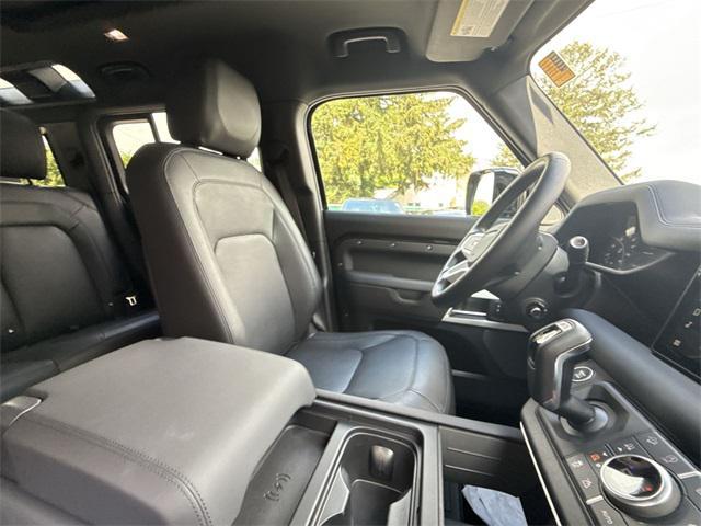 Photo of 2024 SANTORINI_BLACK Land Rover Defender