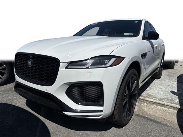 Photo of 2026 Fuji White Jaguar F-PACE