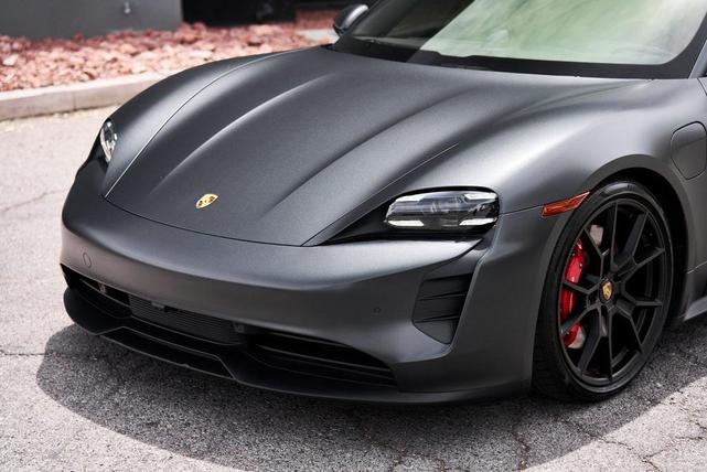 Photo of 2023  Porsche Taycan