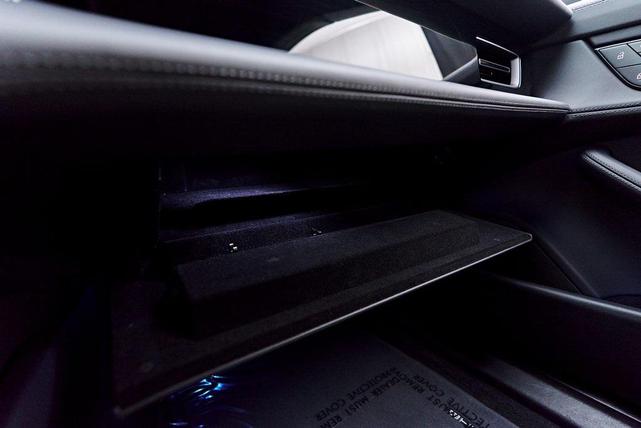 Photo of 2023  Porsche Taycan