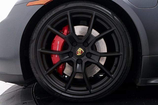 Photo of 2023  Porsche Taycan
