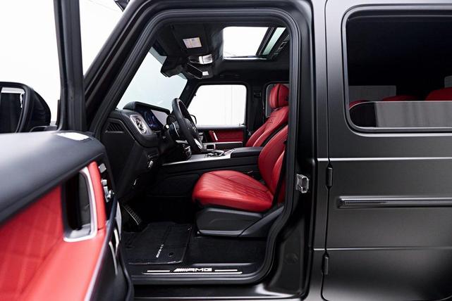 Photo of 2022 Sea Blue Mercedes-Benz AMG G 63