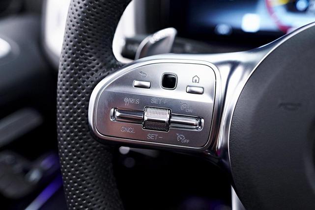 Photo of 2022 Sea Blue Mercedes-Benz AMG G 63