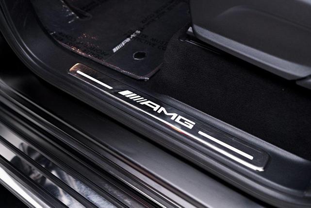 Photo of 2022 Sea Blue Mercedes-Benz AMG G 63