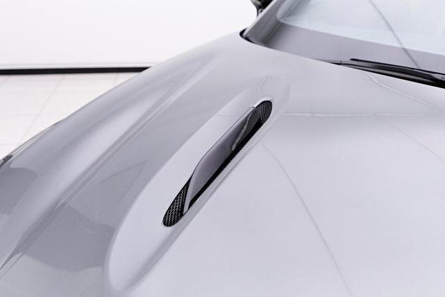 Photo of 2024 China Gray Aston Martin DBX
